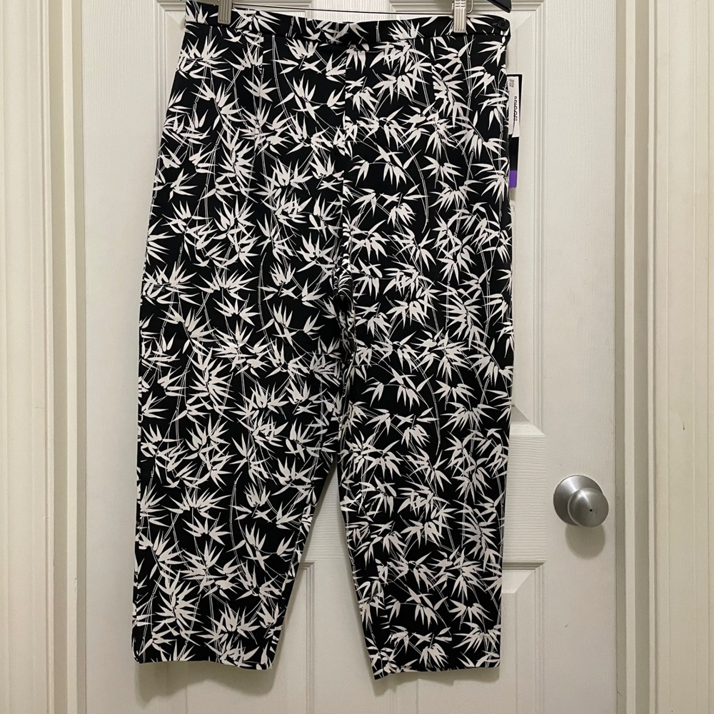 NEW Briggs Cropped Pants Capris‎ Bamboo Print Black & White USA Made Sz 18 NOS